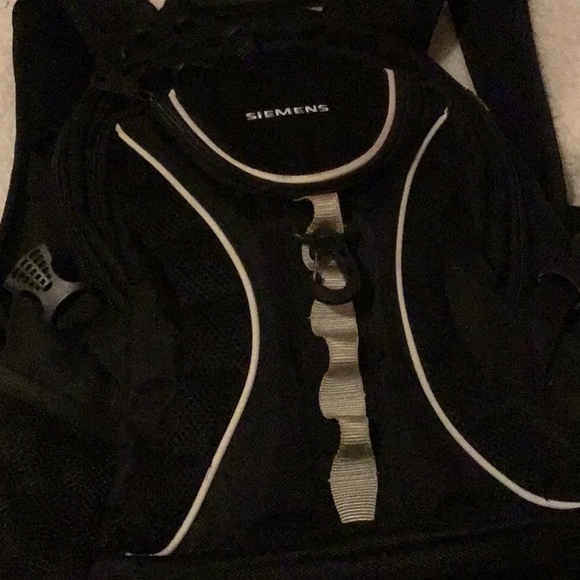 BACK PACK - Picture 2 of 6